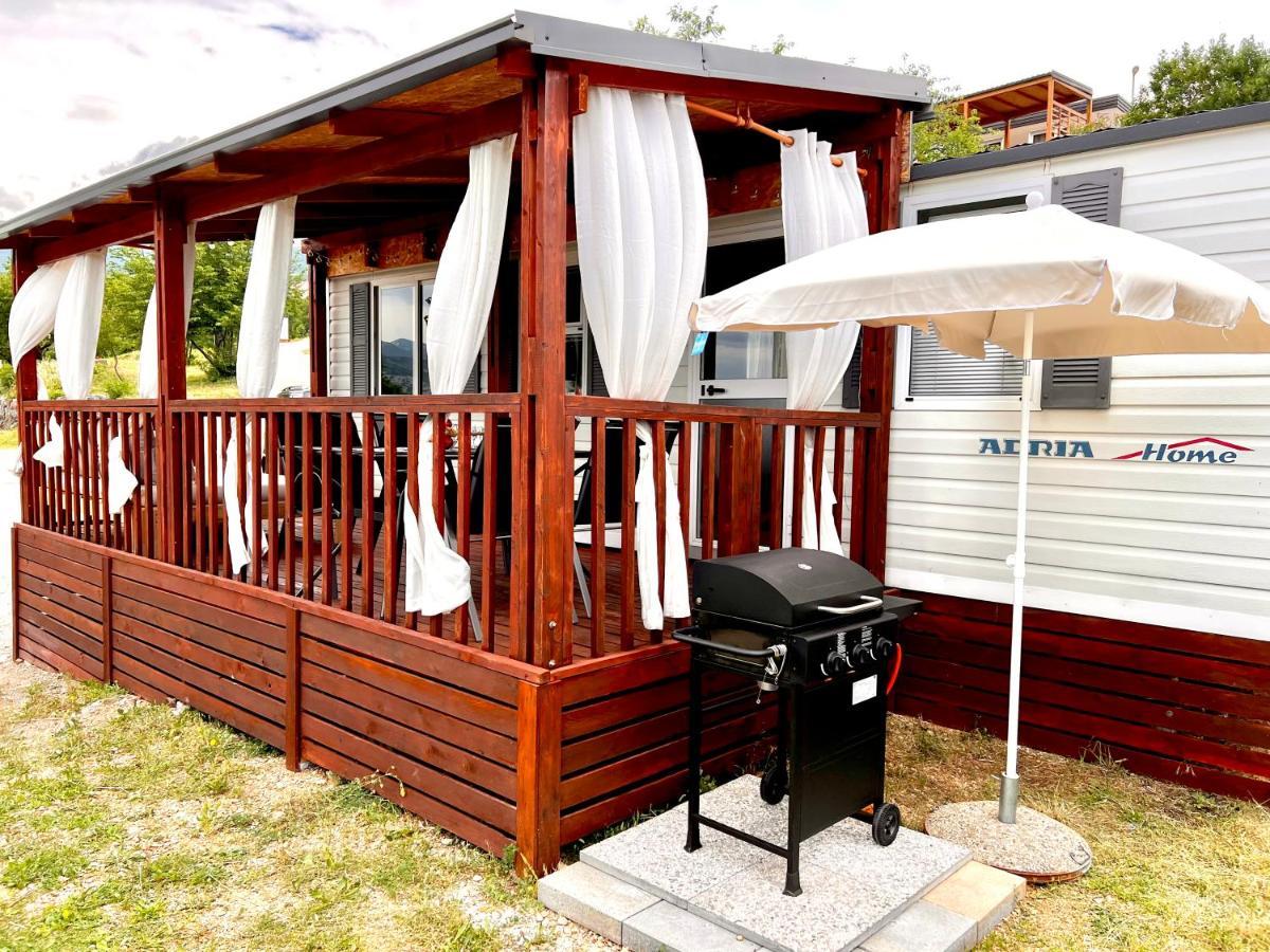 Mobile Home Nebo Luxus Klenovica Eksteriør bilde